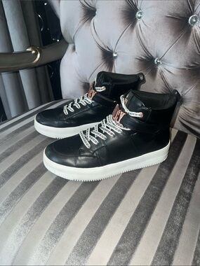 ✨ Juicy Couture Black & White High-Top Sneakers ✨